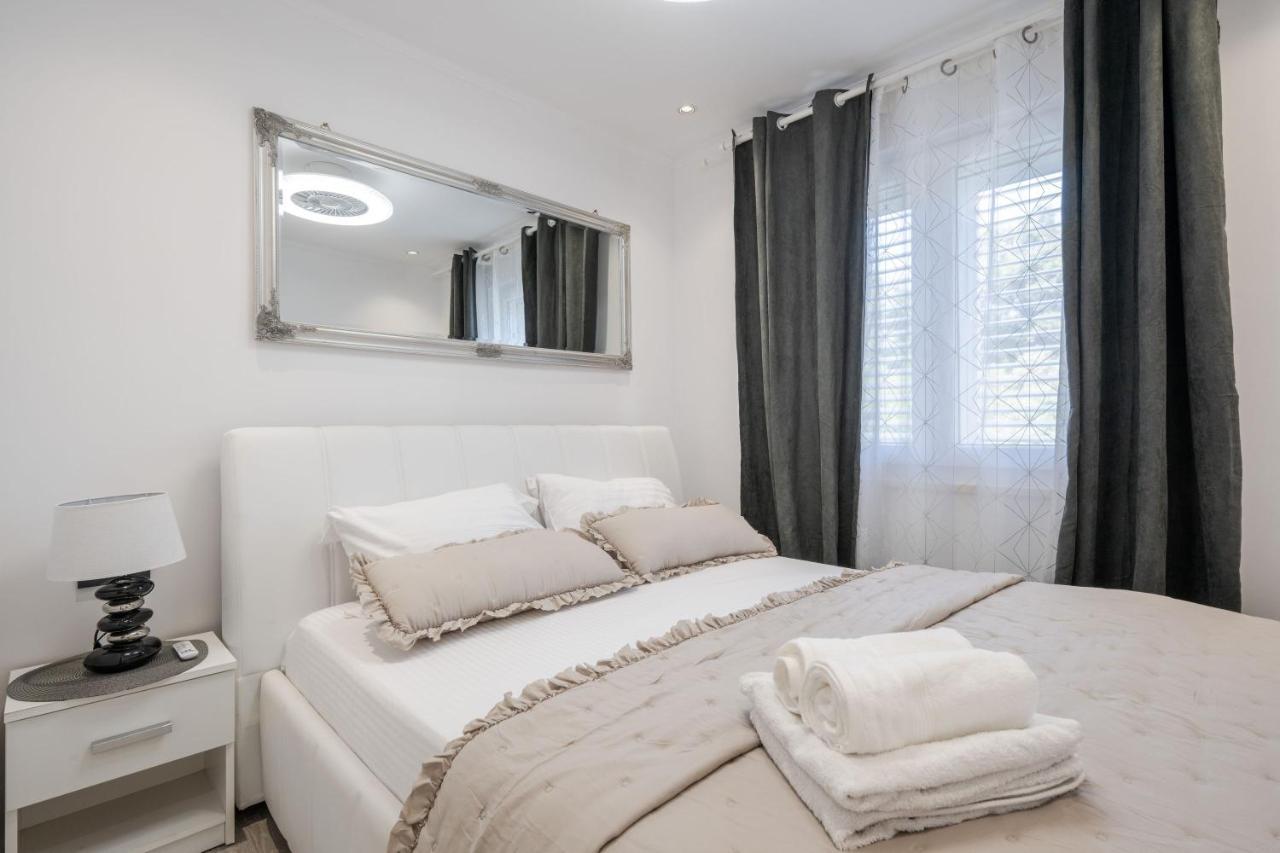 Jasenka Apartment Zavalatica Kültér fotó